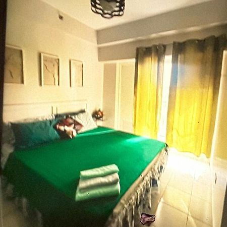 Mary'S Crib Cityland Prime Tagaytay With Free Wifi & Swimming 大雅台 外观 照片